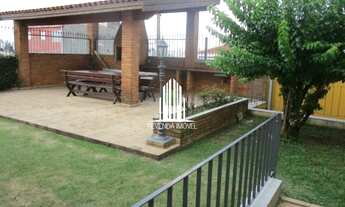 Imagem 6: Casa Térrea 3 dormitórios com 1 suíte e 2 vagas de garagem, com churrasqueira e jacuzzi