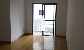 Imagem 2: Dormitório: 3 Suíte: 1Banheiro: 2 Vaga: 2 Área Útil: 72m2