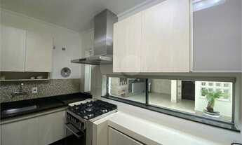 Imagem 7: Amplo Sobrado com 3 suítes, 5 banheiros, sala ampla, quintal com área gourmet, 2 vagas de