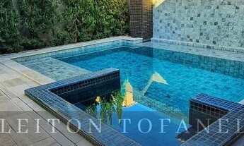 Imagem 5: Excelente Casa para venda possui 285 metros quadrados com 4 quartos 4 suítes Varanda Gourm