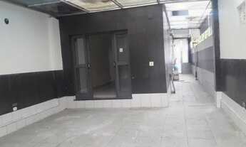 Imagem 6: Excelente localização , imóvel com 4 quartos , três banheiros , garagem para 2 veículos