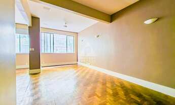 Imagem 3: Apartamento 2 quartos à venda! Reformado, vista lateral mar - Copacabana/RJ