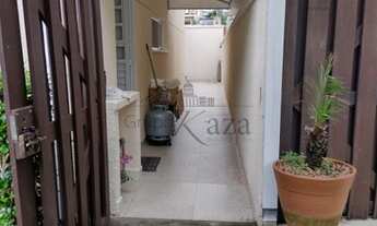 Imagem 3: Casa Condomínio - Jacareí - São João - Condomínio das Palmeiras - 3 Dormitórios - 127m²