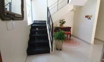 Imagem 3: Casa para venda tem 370 metros quadrados com 5 quartos em Portinho - Cabo Frio - RJ