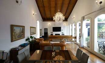 Imagem 4: Casa Alto Padrão com 4 Suites e 6 Vagas dentro de 610 m² no JARIM GUEDALA