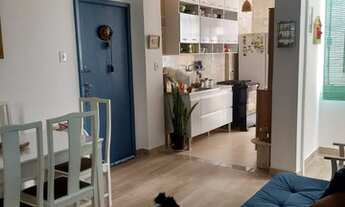 Imagem 2: Apartamento para venda possui 90 metros quadrados com 2 quartos em Grajaú - Rio de Janeiro