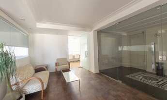 Imagem 7: Conjunto comercial mobiliado no Centro de Curitiba