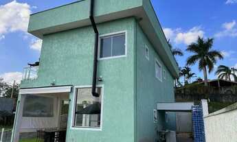 Imagem 2: Chácara maravilhosa pé na água ,no condomínio em Igaratá