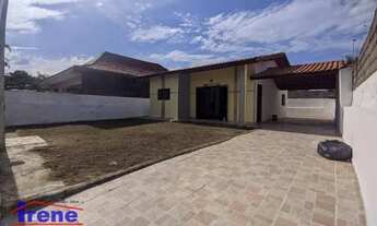 Imagem 3: Casa recém reformada a menos de 500 metros da praia com 2 dormitórios à venda, 65 m² por R