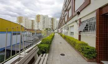 Imagem 2: Apartamento à venda 2 Quartos, 1 Vaga, 58.44M², Santo Antônio, Porto Alegre - RS