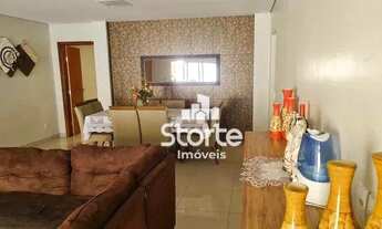 Imagem 2: Casa estilo sobrado com 3 dormitórios à venda, 395m² por R$ 895.000 - Santa Luzia - Uberlâ