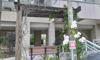 Imagem 2: Apartamento para aluguel possui 85 metros quadrados com 3 quartos em Camorim - Rio de Jane