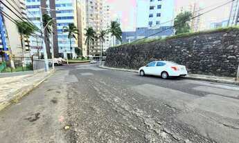 Imagem 4: 2/4 Nascente, Com Varanda, Armários e Garagem na Rua Paraíba Pituba