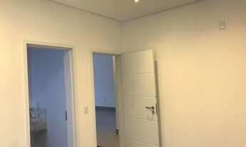 Imagem 3: Casa de condomínio para venda possui 218 metros quadrados com 3 quartos