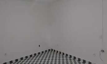 Imagem 4: Casa independente com 2 quartos, sala e cozinha americana, banheiro, Varanda + garagem