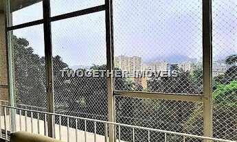 Imagem 7: Amplo Ampartamento para venda medindo 288 m² com 2 salas e 3 quartos