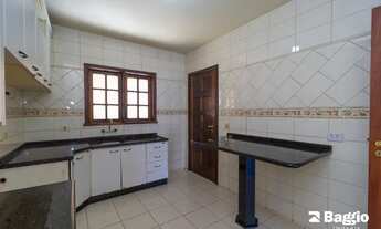 Imagem 7: Casa de 4 quartos para alugar no bairro Guabirotuba