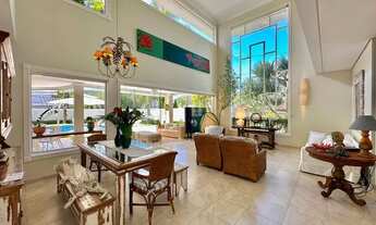 Imagem 7: Casa de luxo com 5 suítes e área de lazer com piscina, sauna e churrasqueira - 4 vagas - J