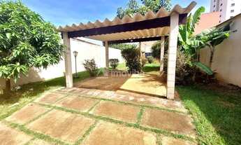 Imagem: Casa à venda, 2 quartos, 1 suíte, 3 vagas