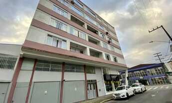 Imagem 2: Amplo apartamento para locação no Centro de Joinville