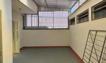 Imagem: Apartamento ao lado do metrô Praça da