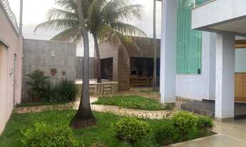 Imagem 3: Sobrado 415 m², 4 Qts sendo 3 Suítes, 6 Vagas, Piscina, Moinho dos Ventos - Goiânia - GO