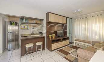 Imagem 3: Apartamento para aluguel possui 60 metros quadrados com 2 quartos em Santana - Porto Alegr