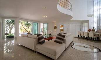 Imagem 5: Casa de condomínio para aluguel e venda tem 780 metros quadrados com 4 quartos