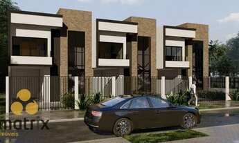 Imagem 2: Sobrado de esquina em ótima localização no Cajuru!