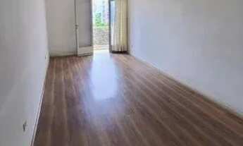 Imagem 3: Lindo apto com Sacada Rua Mourato Coelho