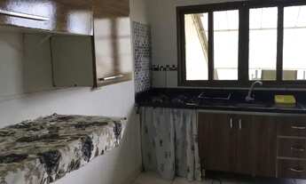 Imagem 6: Alugo quitinete (Lê anúncio