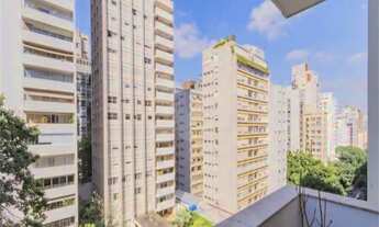 Imagem 7: No coração do Jardins um apartamento clássico com muita luz natural!