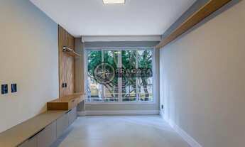 Imagem 2: Apartamento à venda com 63m² - reformado com 2 dormitórios, 1 suíte e 1 vaga - Santa Cecíl