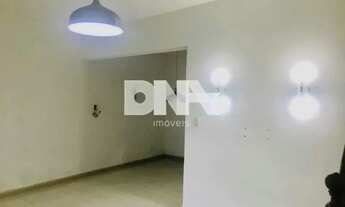 Imagem 2: Casa em Condomínio - Triplex / Residencial / Jardim Botânico