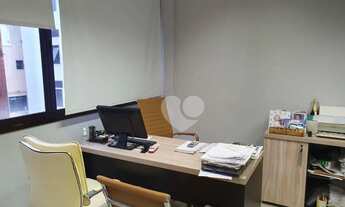 Imagem 4: Sala Comercial a Venda em Localização Privilegiada no Coração do Recreio Mobiliada