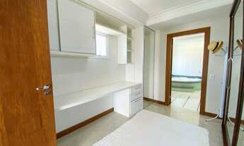 Imagem 5: Cobertura Duplex de Alto Padrão com Vista Eterna para o Mar Centro, Guarapari