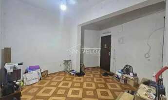 Imagem: Apartamento / Residencial / Catete