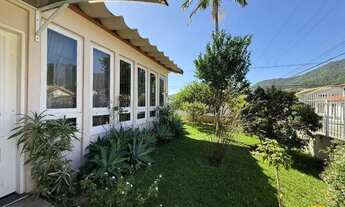 Imagem: Casa térrea à venda, 4 quartos, piscina