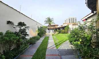 Imagem: Casa com 6 dormitórios à venda, 274 m²