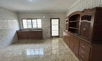 Imagem 3: Casa com 2 dormitórios para alugar, 275 m² por R$ 2.800,00/mês - Jardim Antonina - Jaú/SP