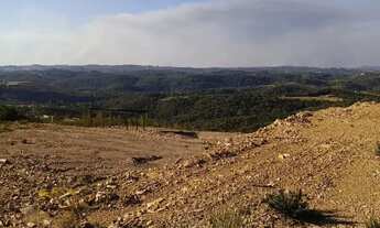 Imagem 6: Ds(terreno perfeito pra sua área de lazer!!