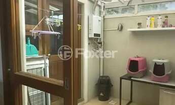 Imagem 5: Sobrado para venda possui 118 metros quadrados com 3 quartos em Medianeira - Porto Alegre