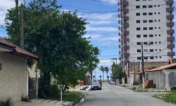 Imagem 4: MARAVILHOSO SOBRADO SOLEMAR 3 DORM 1 SUÍTE + EDÍCULA SENDO SUÍTE HÁ 190 M DA PRAIA