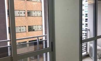 Imagem 3: Sala Comercial reformada com 34 m² de área útil, 1 banheiro, 1 copa, 1 vaga