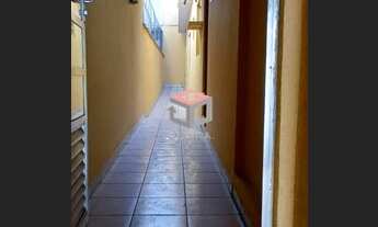 Imagem 5: Casa térrea assobrada VAGA com 2 vagas parales e cobertas, churrasqueira, entrada lateral