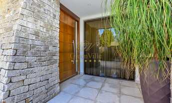 Imagem 3: Casa de luxo, 6 vagas, piscina, aquecida, jacuzzi, gazebo, aquecimento solar, amplo qui