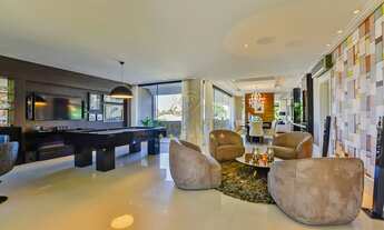 Imagem 7: Casa de luxo, 6 vagas, piscina, aquecida, jacuzzi, gazebo, aquecimento solar, amplo qui