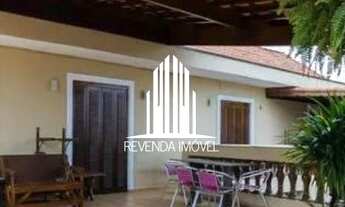 Imagem: Sobrado fino acabamento de luxo rua larga