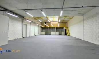 Imagem 5: Casa Comercial 410m todo preparado + galpão de 300 com 4 salas 4 vagas na Chácara Santo An