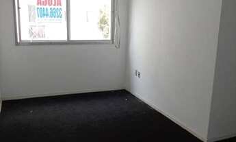 Imagem 2: Apartamento com 3 dormitórios para alugar, 71 m² por R$ 1.050,00/mês - Cristal - Porto Ale